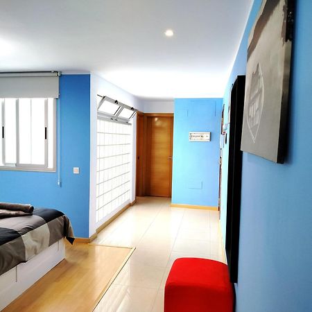Sunny Apartment Near Las Canteras Beach Лас-Пальмас-де-Гран-Канария Экстерьер фото
